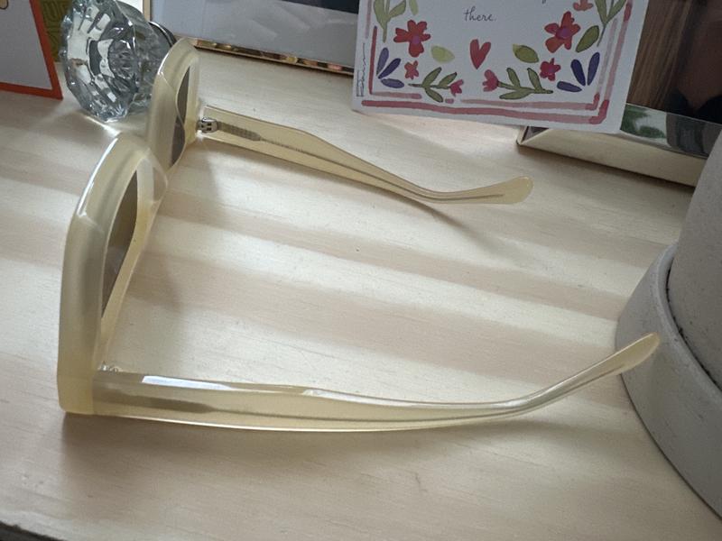 Review Thumbnail Image 1 242419899