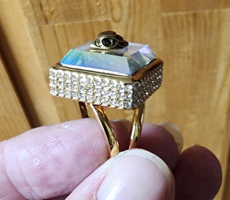 Review Thumbnail Image 0 247854700