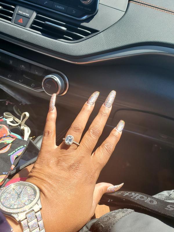 Review Thumbnail Image 0 198447623