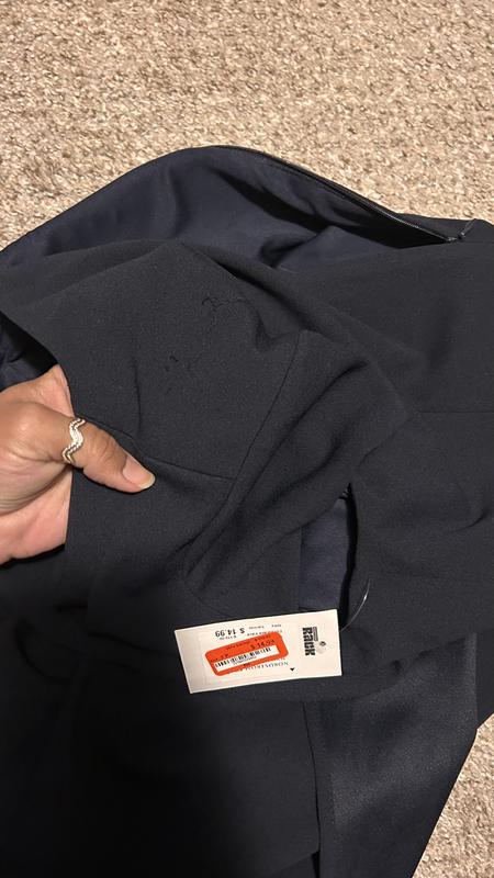 Review Thumbnail Image 1 259028323