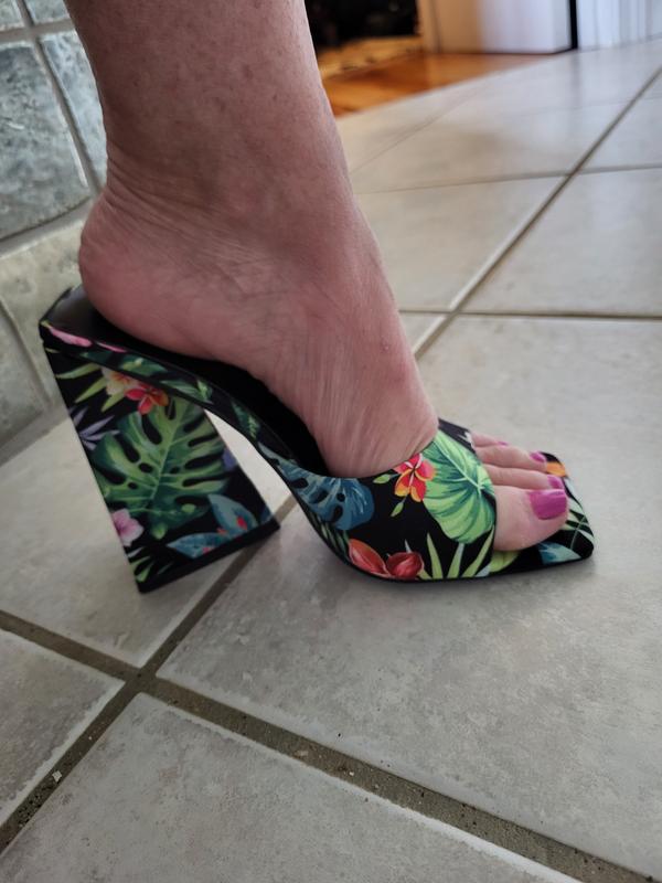 Review Thumbnail Image 0 227207179