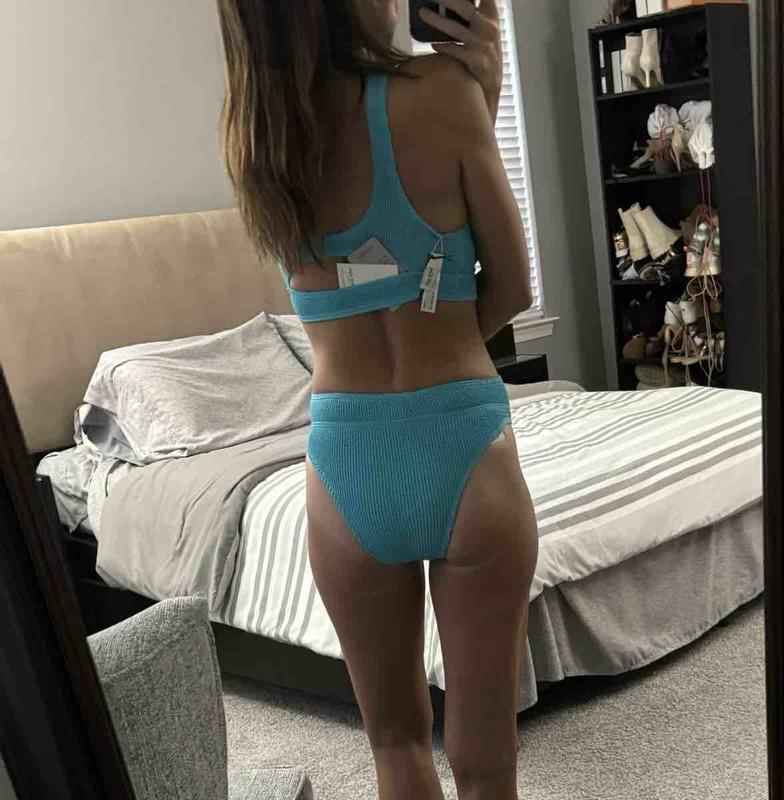 Review Thumbnail Image 1 229873025