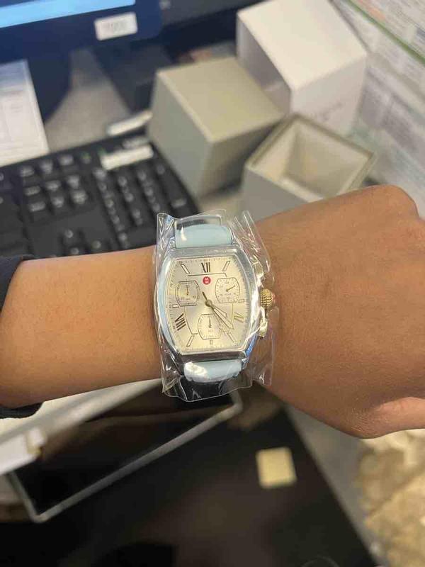 Review Thumbnail Image 0 240665929