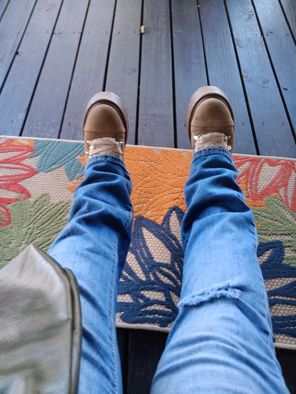 Review Thumbnail Image 1 238987085