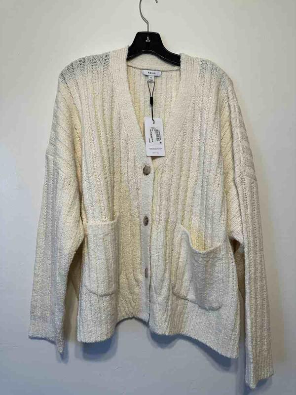 Review Thumbnail Image 0 233060029