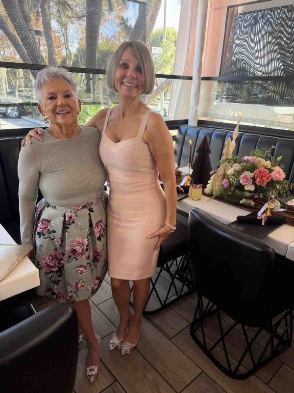 Review Thumbnail Image 0 247662158