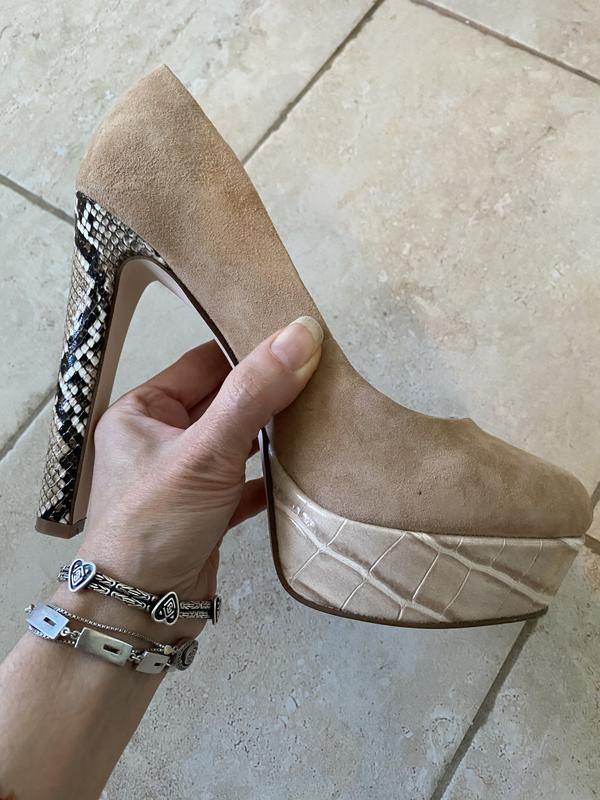 Review Thumbnail Image 0 205388965