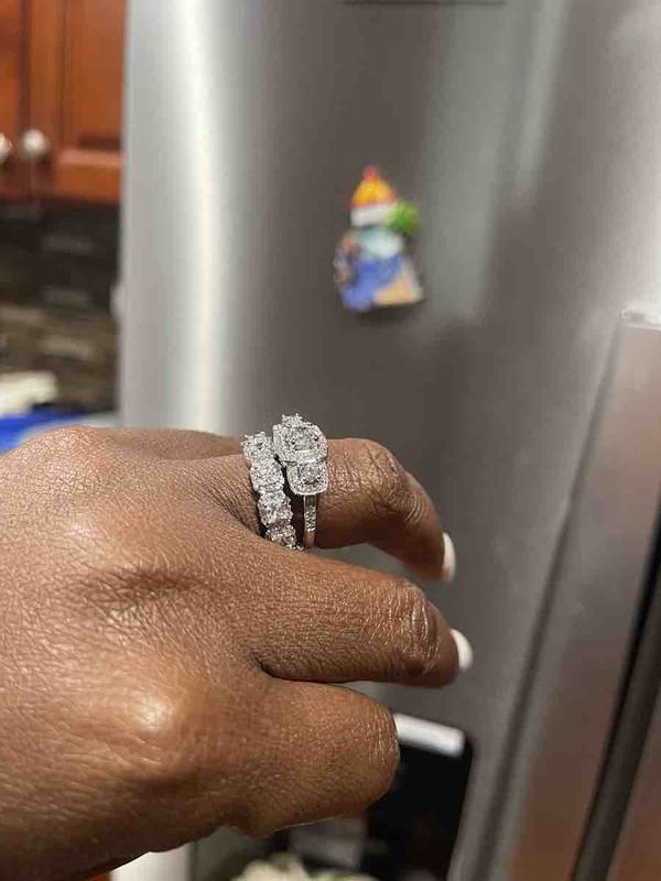 Review Thumbnail Image 0 234248516