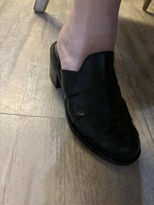 Review Thumbnail Image 0 229799451