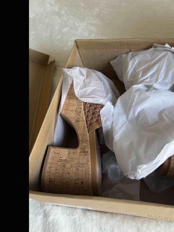 【レディース】Steve MaddenCorah Latticed サンダル Steve Madden Corah Latticed Platform Sandal (Women