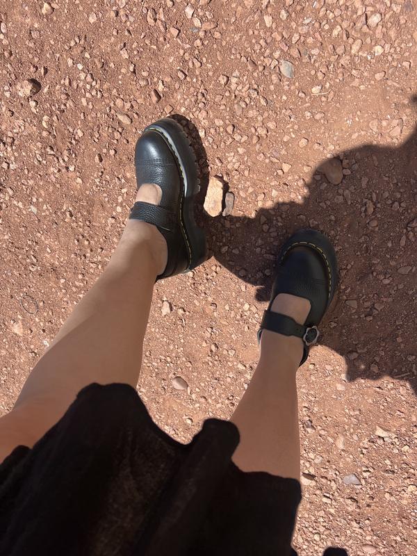 Review Thumbnail Image 0 242670689