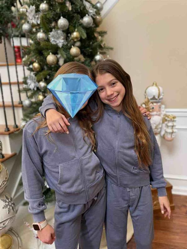 Review Thumbnail Image 0 247686860