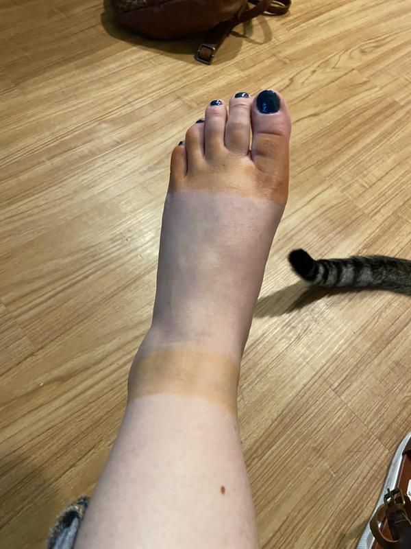 Cute but stain feet orange