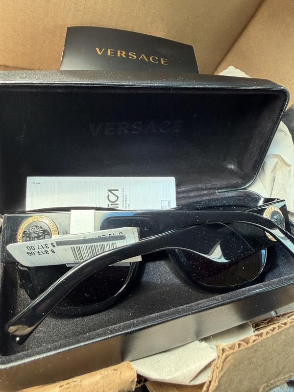 Customer photo for "Beautiful with the case"