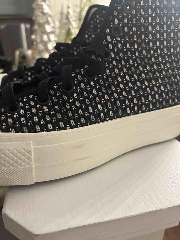 Review Thumbnail Image 1 238168702