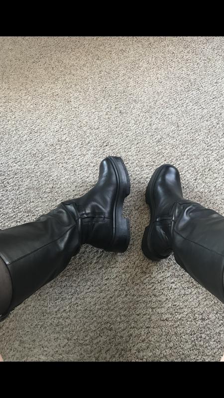 Review Thumbnail Image 2 215837357