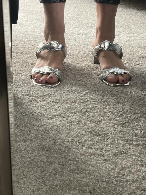 Review Thumbnail Image 0 237027641