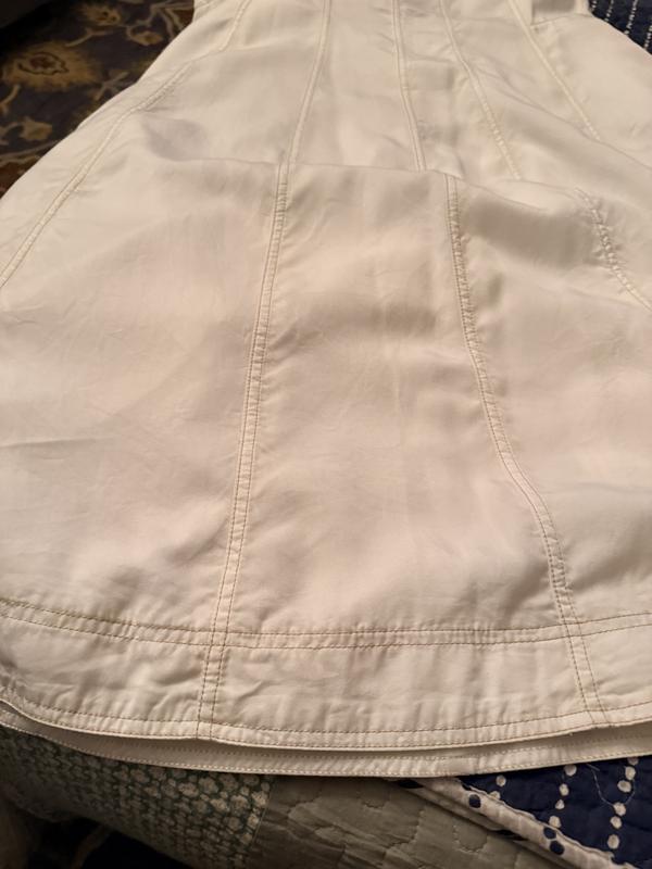 Review Thumbnail Image 1 256067471
