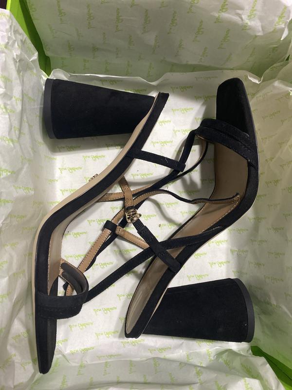 Review Thumbnail Image 1 229402667