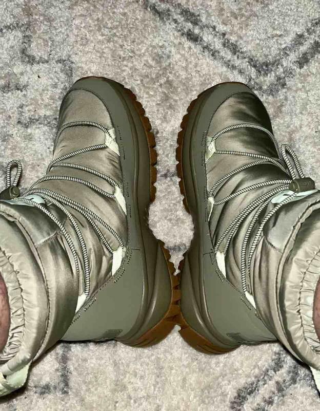 Review Thumbnail Image 0 229150330