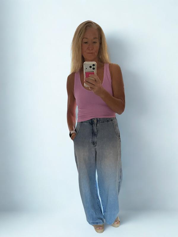 Review Thumbnail Image 0 249441888