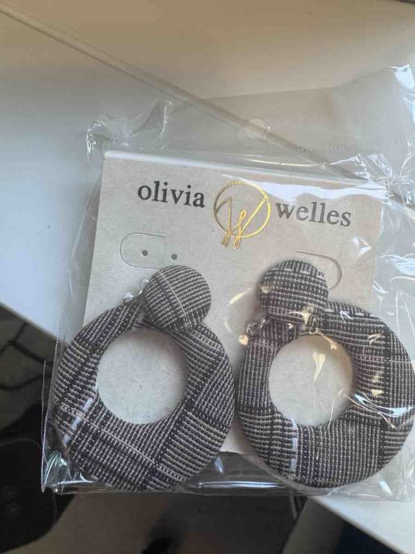 Review Thumbnail Image 0 248474454