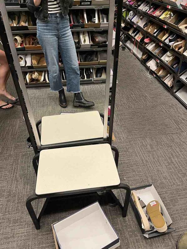 Review Thumbnail Image 0 219761386