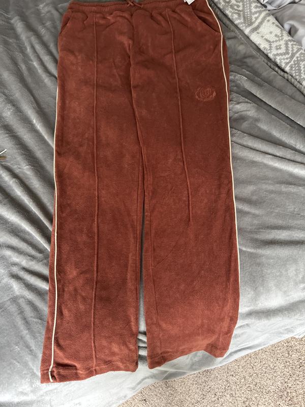 Review Thumbnail Image 0 242292538