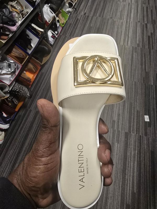 Review Thumbnail Image 0 238767433