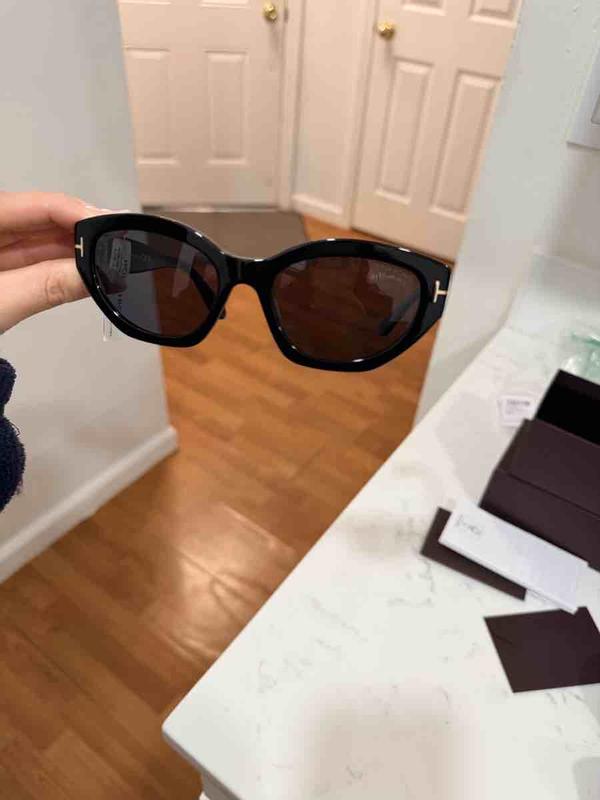 Review Thumbnail Image 1 250497818