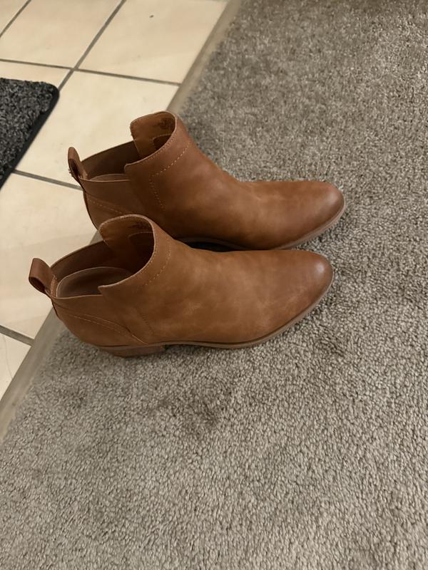 Review Thumbnail Image 0 237779349