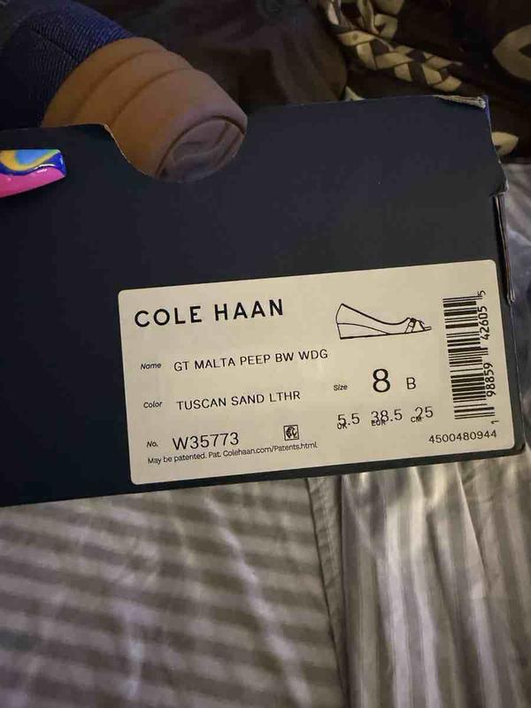 Customer photo for "Received used"