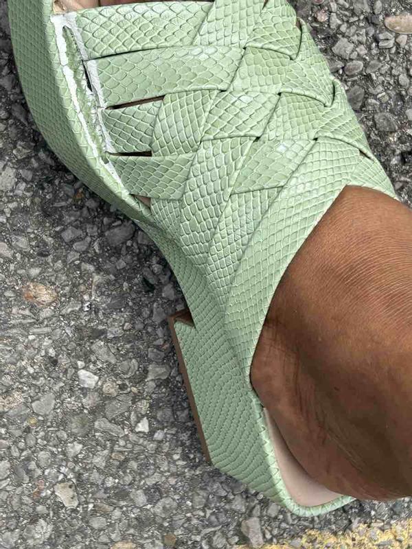 Review Thumbnail Image 0 235724760