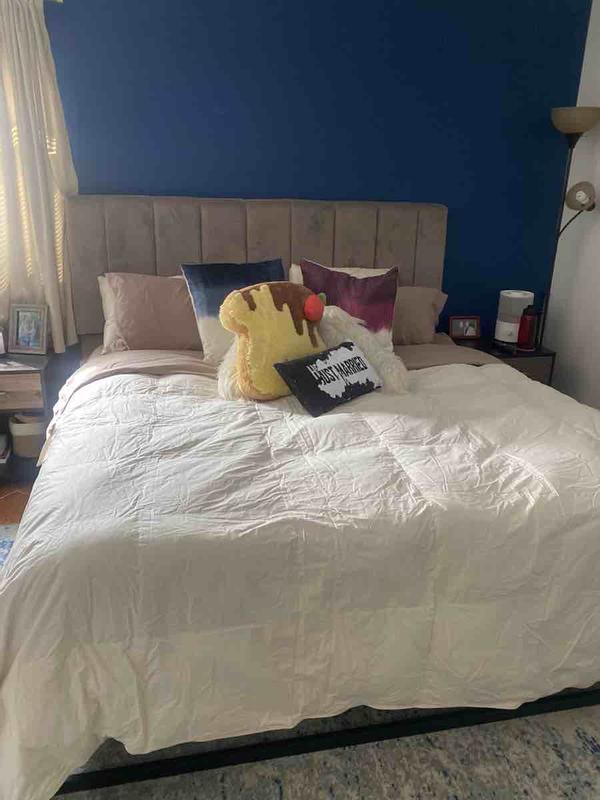 Review Thumbnail Image 0 215354818