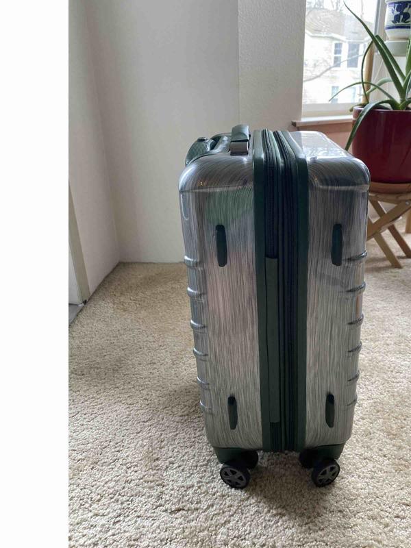 Review Thumbnail Image 1 214687050