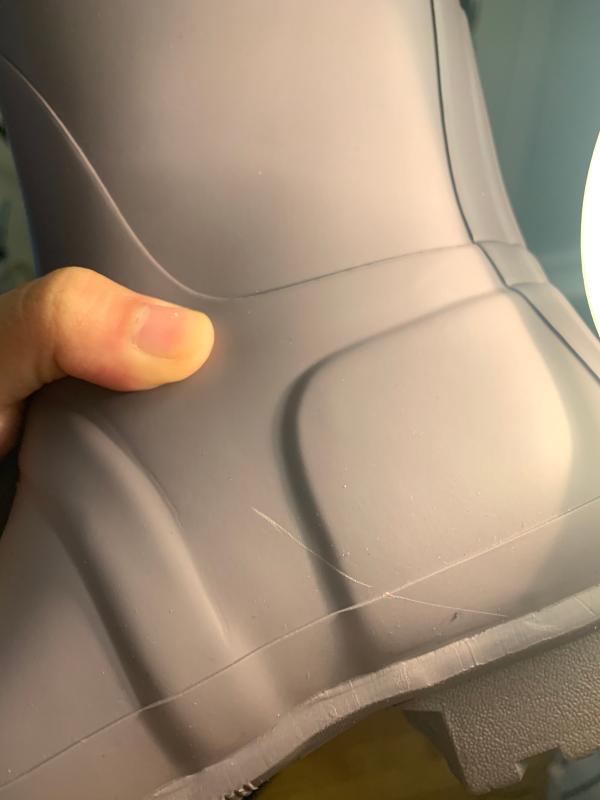 good but came scratched