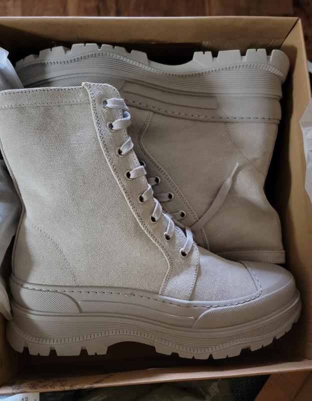 Review Thumbnail Image 0 224094179