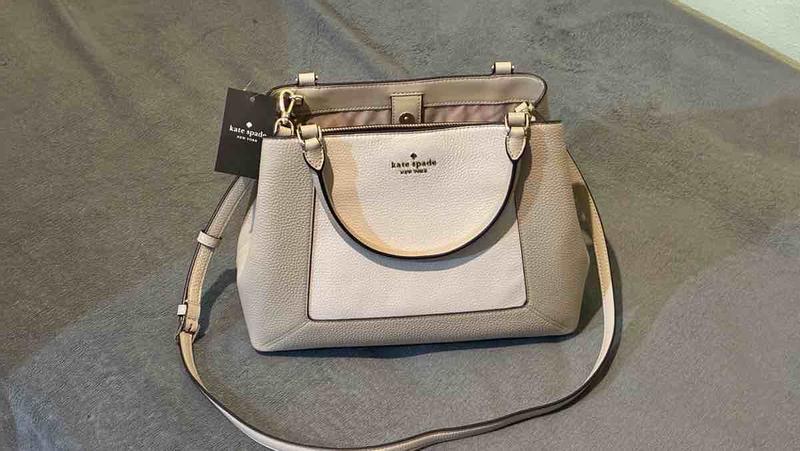 Review Thumbnail Image 3 247828712