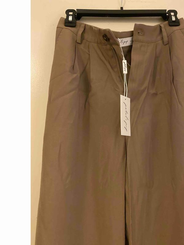 Review Thumbnail Image 0 243367782