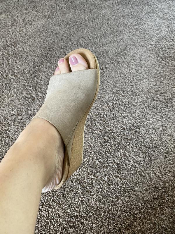 Review Thumbnail Image 0 208592448