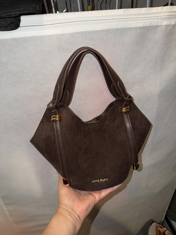 Review Thumbnail Image 0 245467696