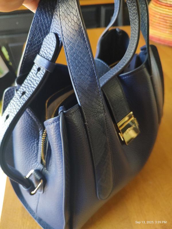 Review Thumbnail Image 2 244640255