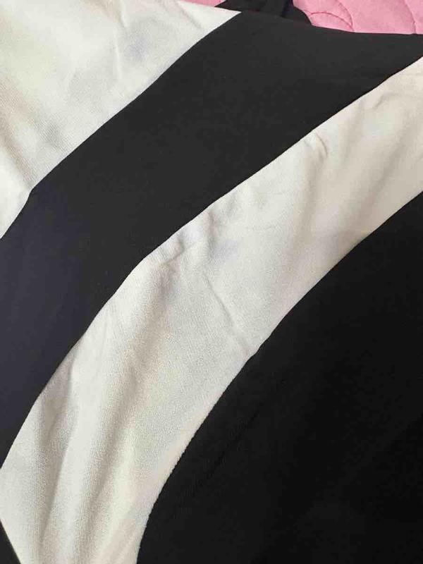 Customer photo for "Stains on the white!"