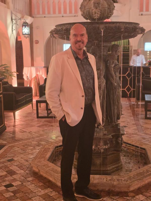 Review Thumbnail Image 0 242532079