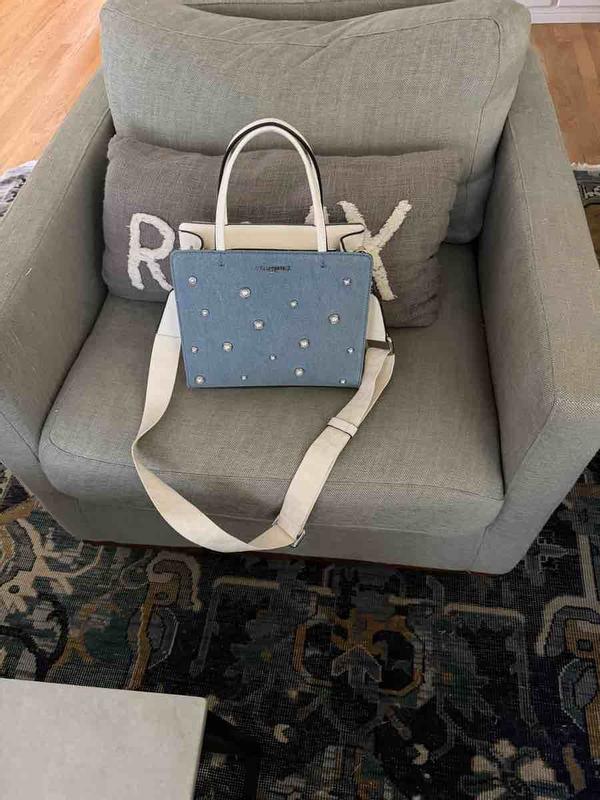 Review Thumbnail Image 1 249232293