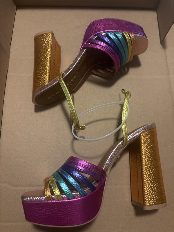 Review Thumbnail Image 0 244521881