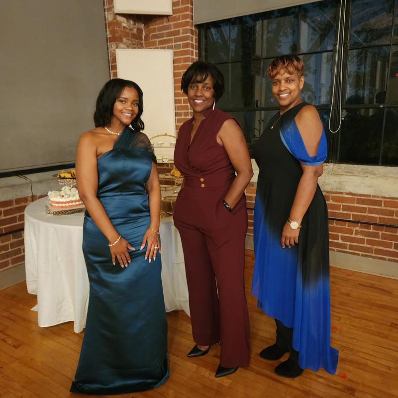 Review Thumbnail Image 1 237040822