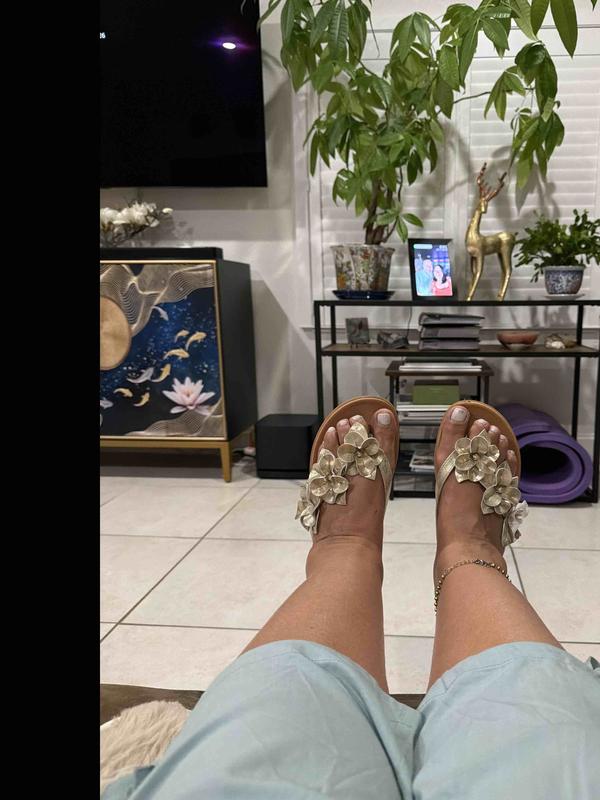 Review Thumbnail Image 0 249715187