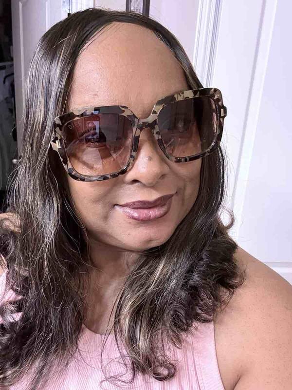 Review Thumbnail Image 0 242800519