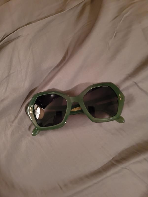 Review Thumbnail Image 0 235035952